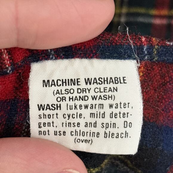 Vintage Pendleton Long Sleeve Virgin Wool Lodge Shirt Button USA Size Small - Picture 4 of 11